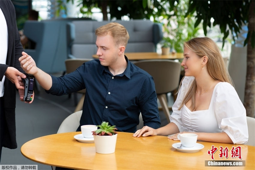 Empresa britanica inventa chip para m?os 