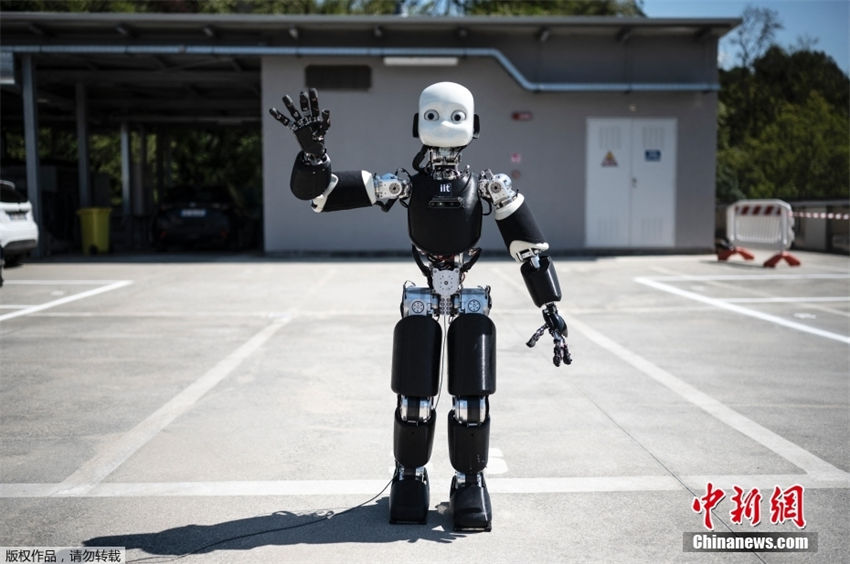 Itália desenvolve rob? controlável a 300 km de distancia