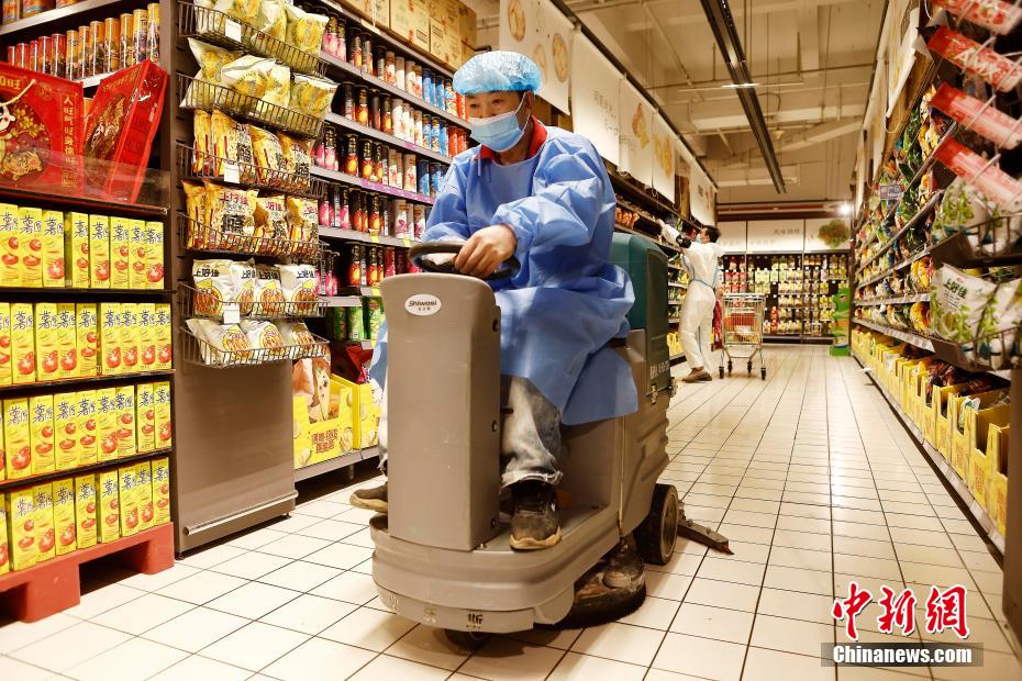 Shanghai: lojas e supermercados retomam opera??es gradualmente