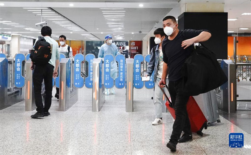 Shanghai retoma circula??o dos transportes públicos