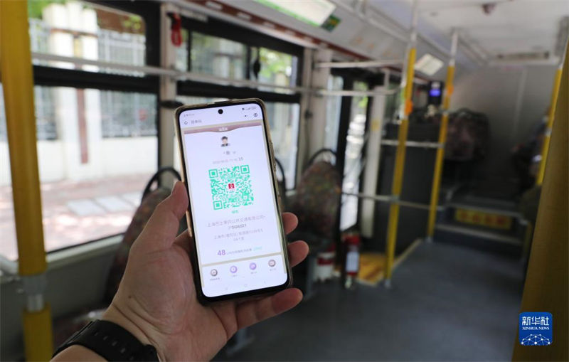 Shanghai retoma circula??o dos transportes públicos