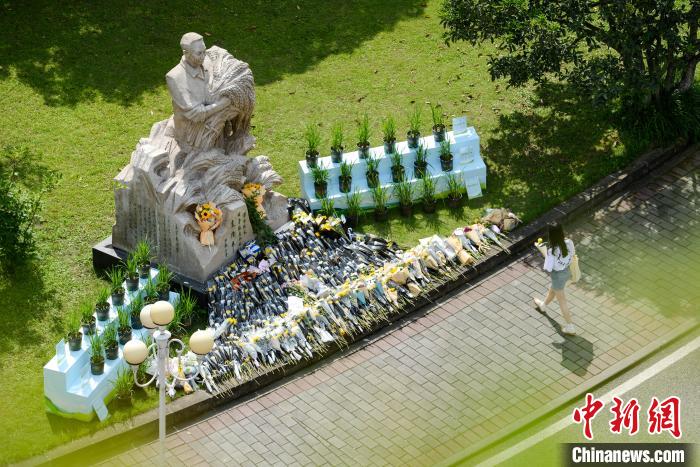 Alma mater de Yuan Longping realiza cerim?nia em sua homenagem no primeiro aniversário após sua morte