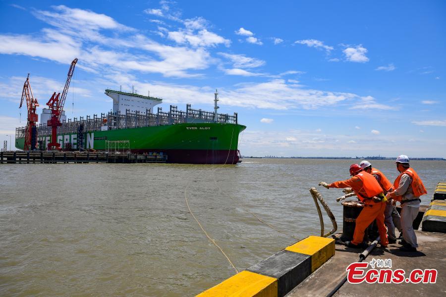 Empresa da constru??o naval em Shanghai tenta recuperar produ??o