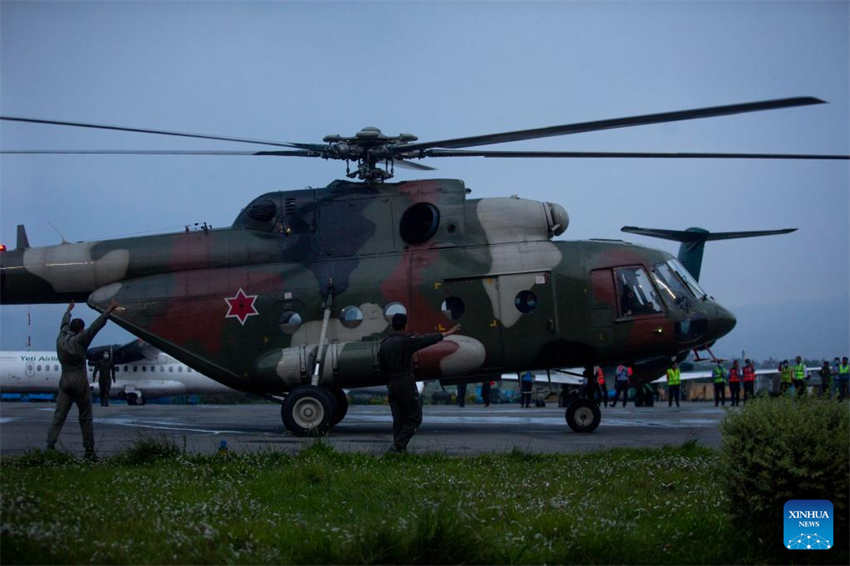 21 corpos s?o encontrados no local da queda do avi?o nepalês