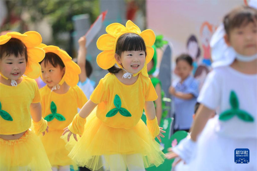 China celebra Dia Internacional das Crian?as 