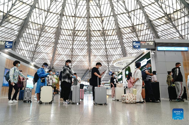 Galeria: Shanghai retorna à normalidade após período de confinamento