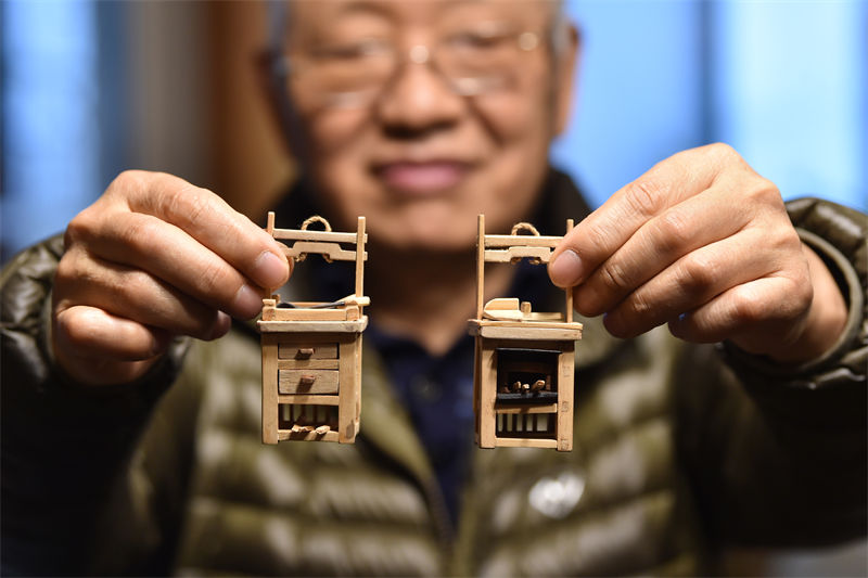 Artes?o de Nangjing cria miniaturas para representar cultura agrícola da China