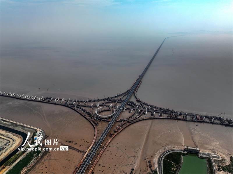 Maior viaduto marítimo da ásia está em constru??o no leste da China