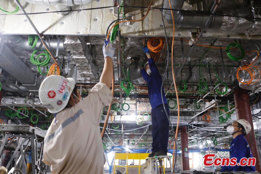 Primeiro grande navio de cruzeiro da China está em constru??o