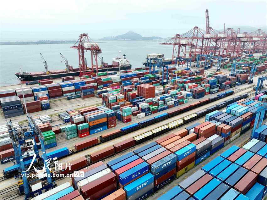 Lianyungang: transporte intermodal marítimo-ferroviário promove desenvolvimento da iniciativa “Cintur?o e Rota”