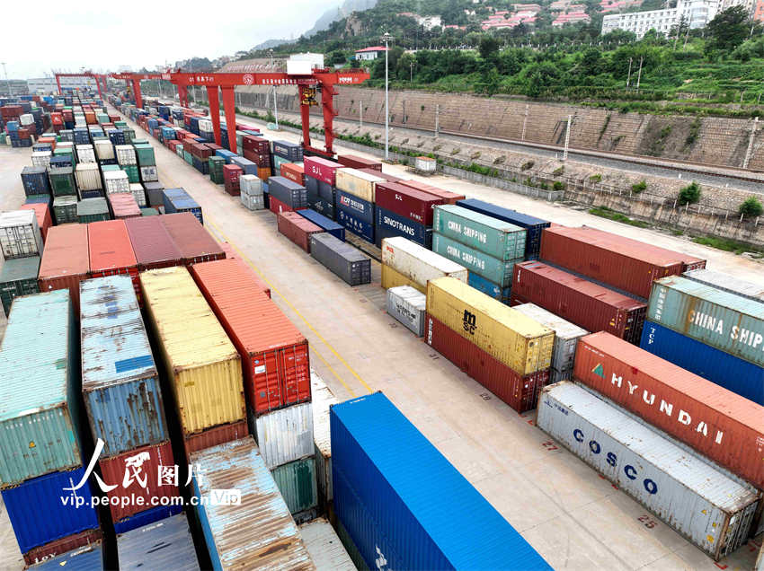 Lianyungang: transporte intermodal marítimo-ferroviário promove desenvolvimento da iniciativa “Cintur?o e Rota”