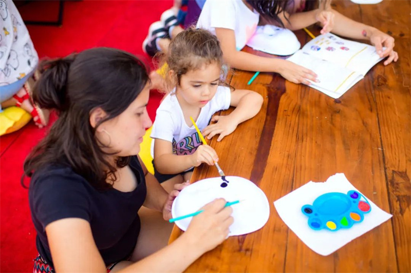 Atividades culturais celebram 48o aniversário das rela??es China-Brasil