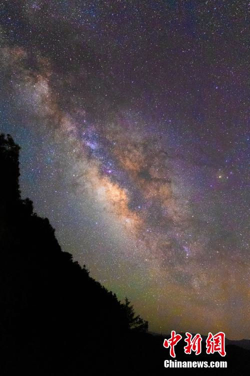 Galeria: céu estrelado de reserva nacional natural de Shennongjia no centro da China