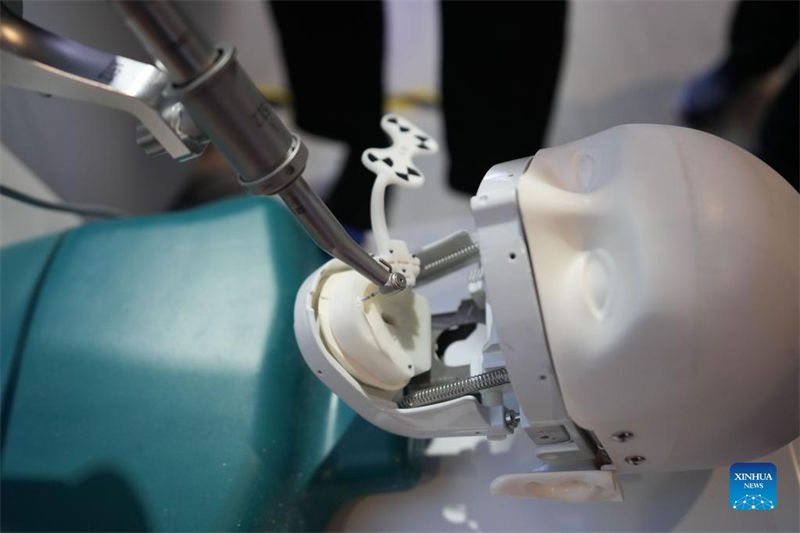 Beijing realiza Conferência Mundial de Rob?s de 2022 