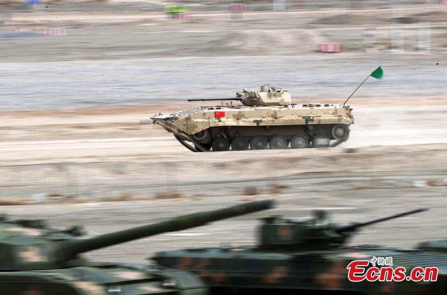 Equipa chinesa ocupa o primeiro lugar na corrida de revezamento de Suvorov Onslaught