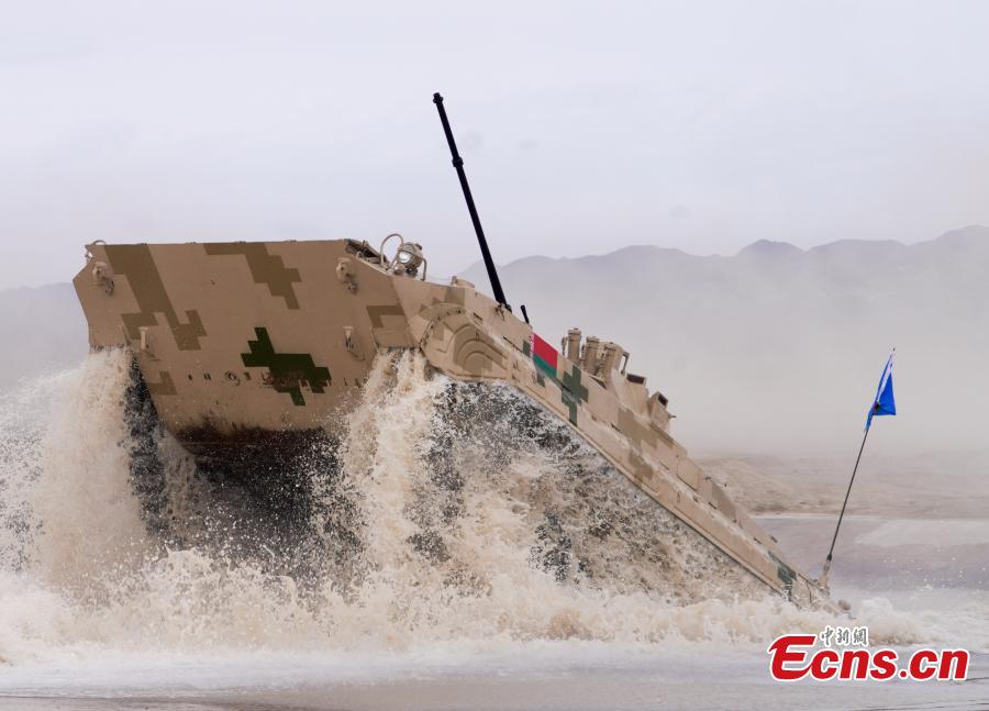 Equipa chinesa ocupa o primeiro lugar na corrida de revezamento de Suvorov Onslaught