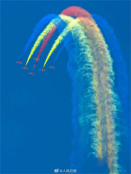 Jilin: For?a Aérea da China organiza atividade pública e exposi??o de avia??o em Changchun