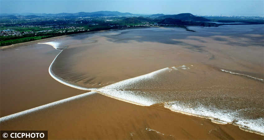 Galeria: maré do rio Qiantang