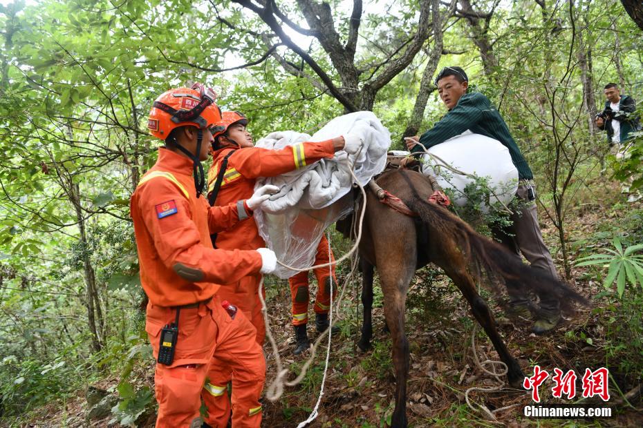 Sichuan: trabalho de socorro está em andamento