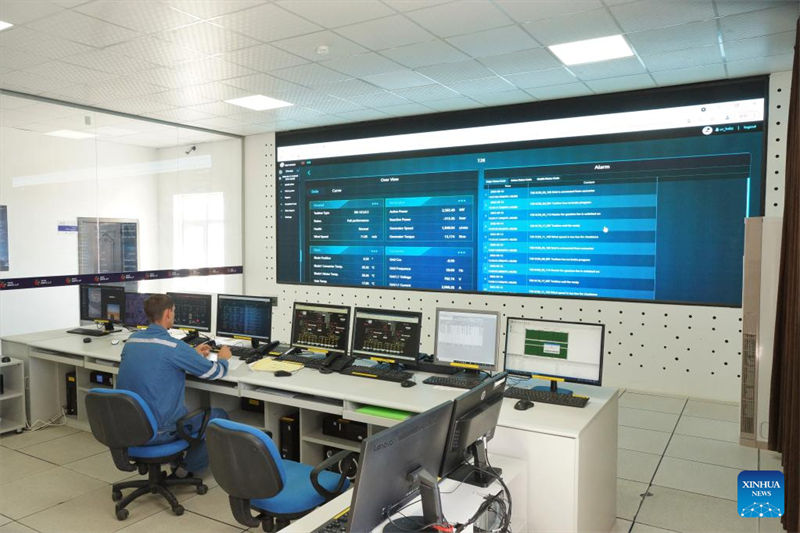 Parque eólico construído pela China alivia escassez de energia no sul do Cazaquist?o