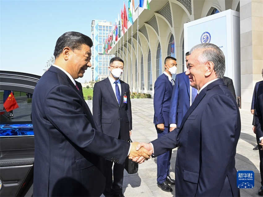 China e Uzbequist?o prometem promover coopera??o mutuamente benéfica
