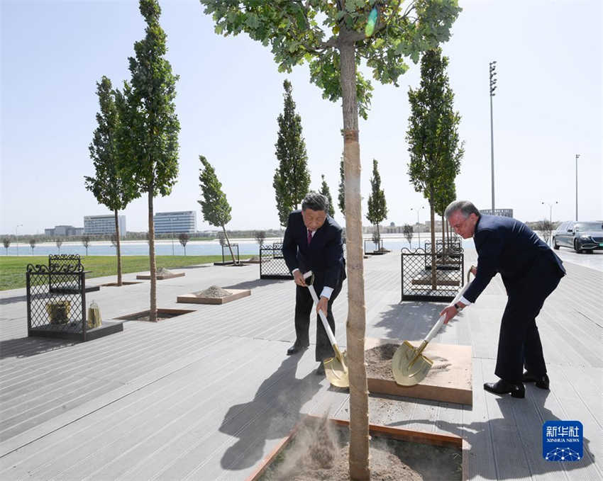 China e Uzbequist?o prometem promover coopera??o mutuamente benéfica