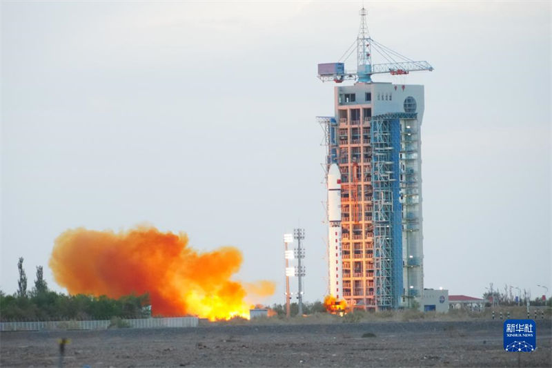 China lan?a satélite Yunhai-1 03 com sucesso