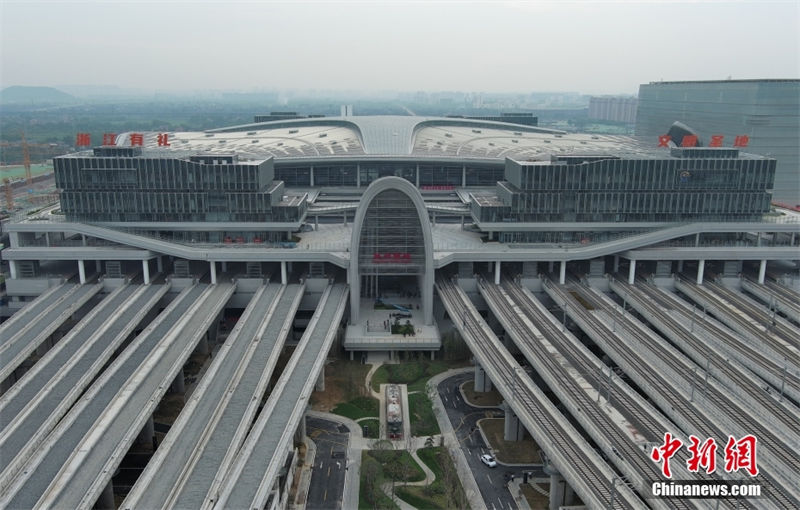 Esta??o Ferroviária Oeste de Hangzhou entra oficialmente em opera??o