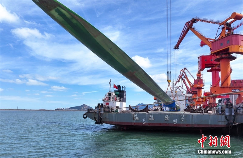 Jiangsu: lamina de turbina eólica mais longa do mundo é carregada com sucesso