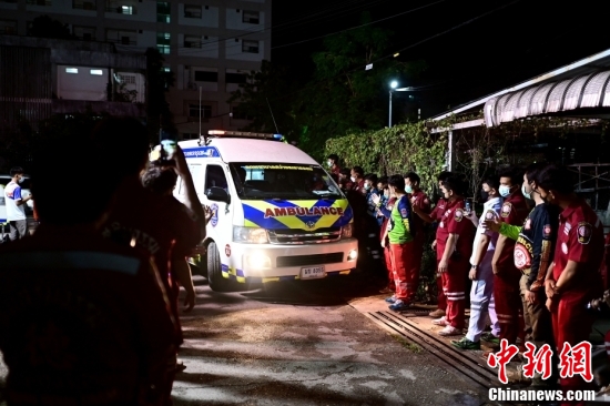 Ataque com recurso a arma de fogo em creche na Tailandia deixa 38 mortos