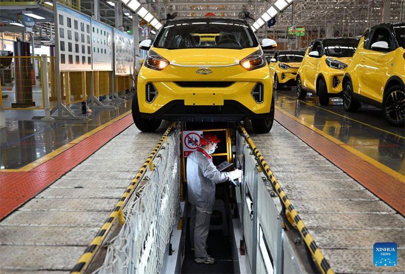 Cidade no leste da China vê aumento da produ??o de veículos de nova energia