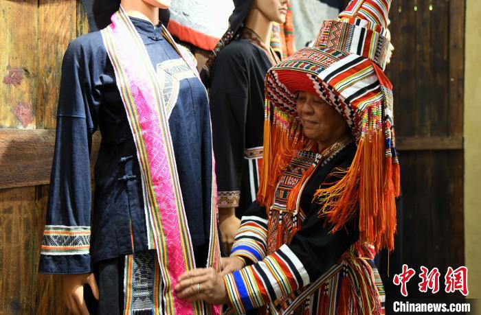Guangxi: oficina populariza bordado de etnia Yao de patrim?nio cultural imaterial 