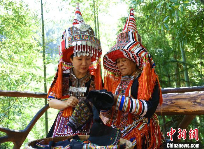 Guangxi: oficina populariza bordado de etnia Yao de patrim?nio cultural imaterial 