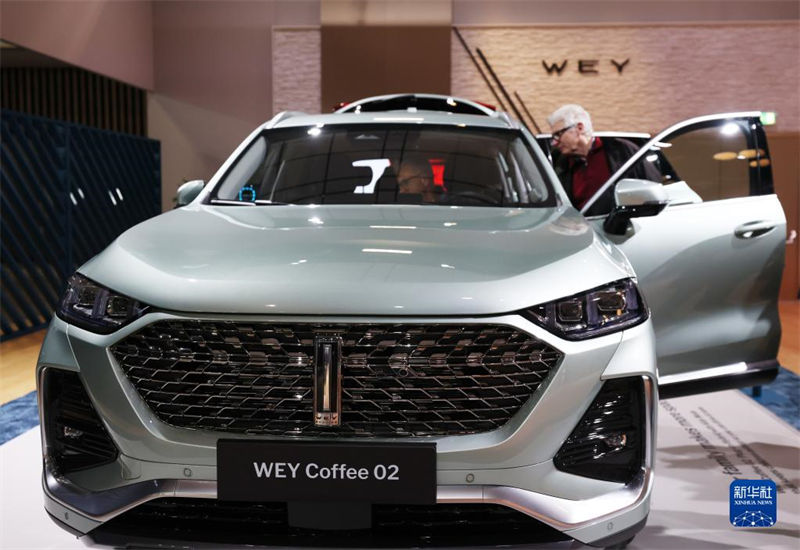 Veículos elétricos chineses estreiam na exposi??o em Paris