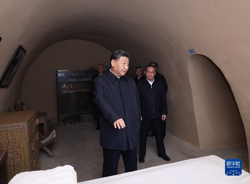 Xi Jinping leva lideran?a do PCCh à antiga base revolucionária