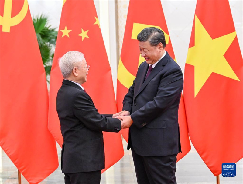 Xi Jinping realiza conversa??es com chefe do Partido Comunista do Vietn?