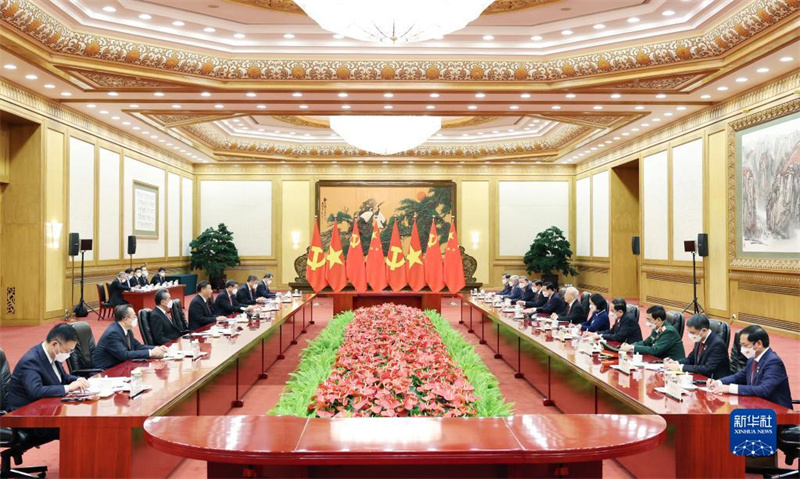 Xi Jinping realiza conversa??es com chefe do Partido Comunista do Vietn?