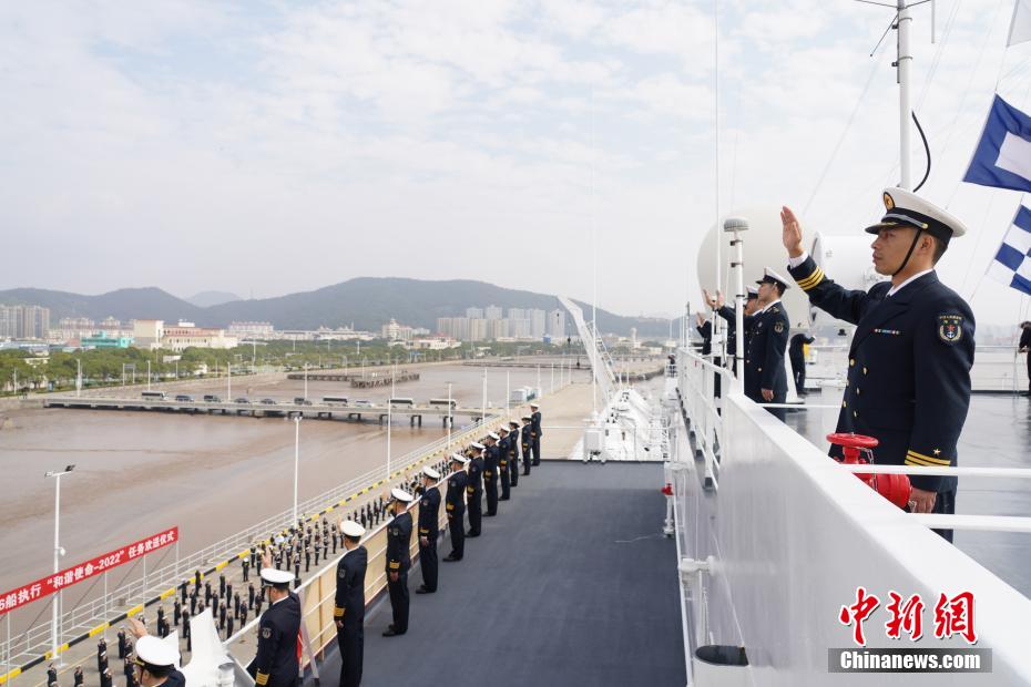 Navio-hospital Arca da Paz da Marinha chinesa embarca em Miss?o Harmonia-2022