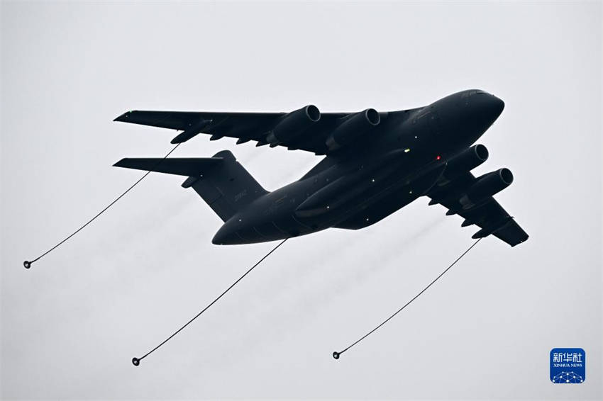 For?a aérea chinesa trará novos jatos para Airshow China