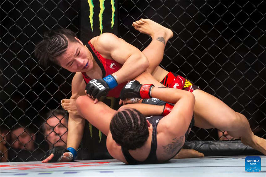 Zhang Weili reconquista cintur?o no UFC 281