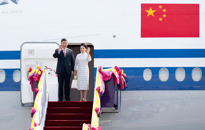 Xi Jinping chega a Bancoc para reuni?o da APEC e visita à Tailandia