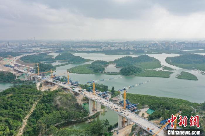 Guangxi: ponte transmarítima mais extensa está em constru??o