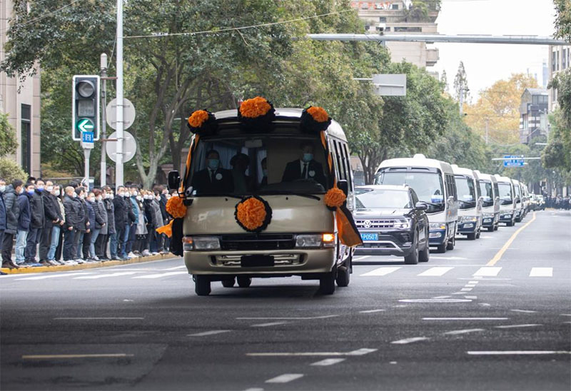 Restos mortais de Jiang Zemin transferidos para Beijing