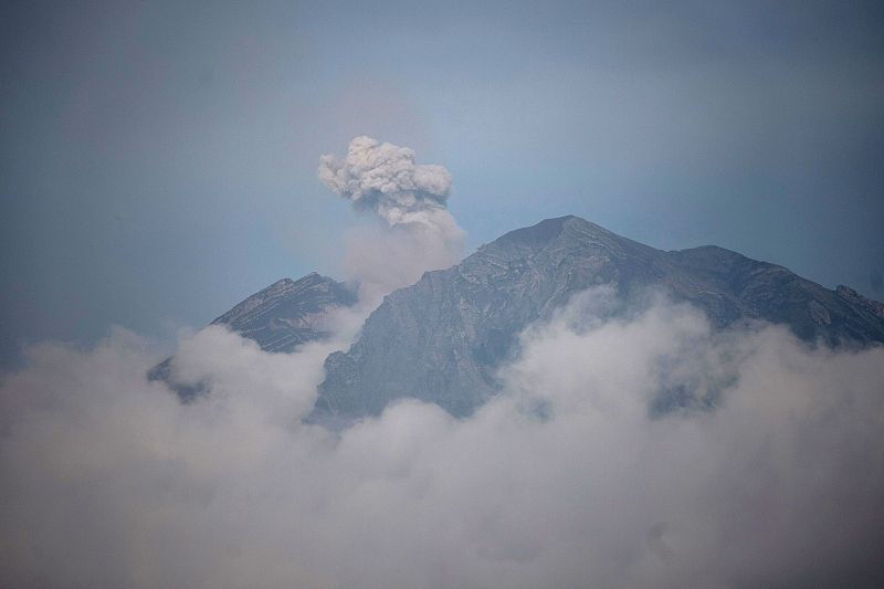 Indonésia: vulc?o Semeru explode violentamente