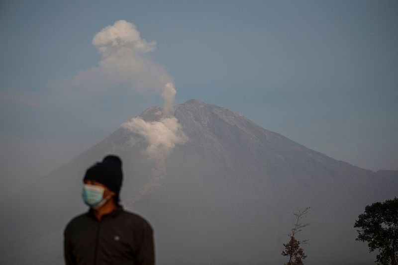 Indonésia: vulc?o Semeru explode violentamente