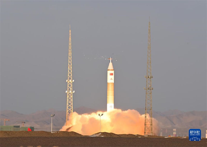 China lan?a novo satélite com sucesso