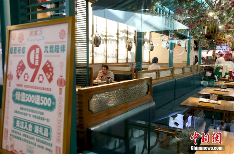 Beijing: servi?os de catering retomam opera??o