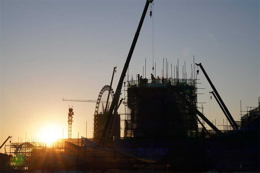 Heilongjiang: constru??o do Parque Temático Mundo de Gelo e Neve em Harbin está em andamento