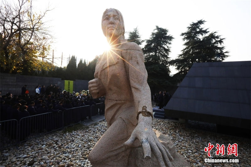 China realiza cerim?nia de Estado em memória às vítimas do Massacre de Nanjing