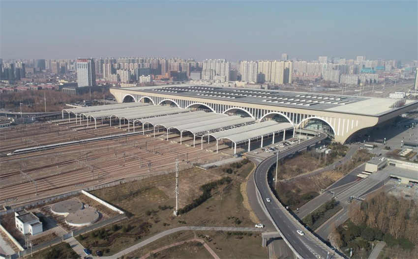 Ferrovia de alta velocidade Beijing-Guangzhou lidou com 1,69 bilh?o de viagens de passageiros em 10 anos